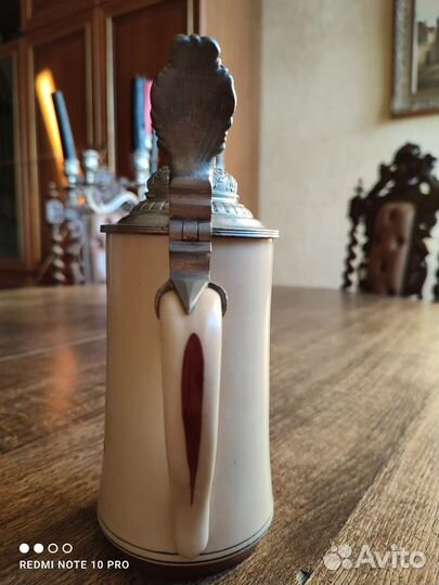 Старинная пивная кружка