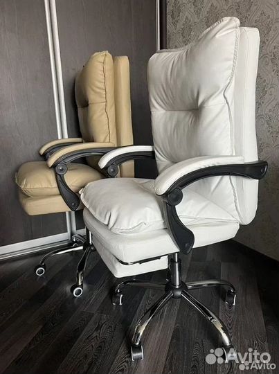 Компьютерное офисное кресло с массажем (новые)