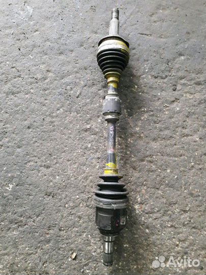 Привод левый Toyota Corolla E150