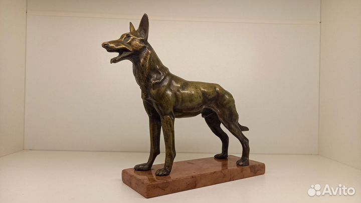 Бронзовая статуэтка собаки Германия