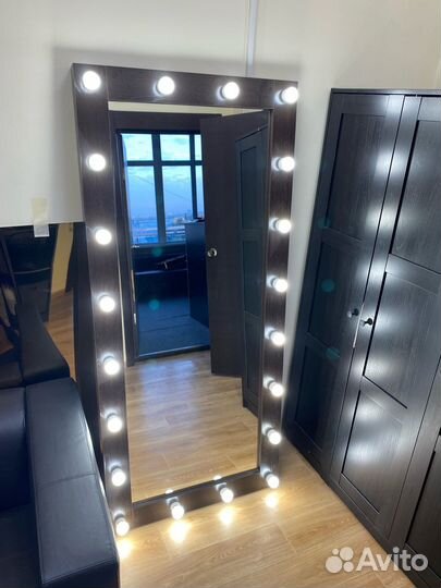 Зеркало с подсветкой