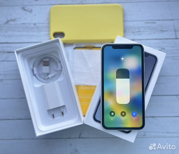 iPhone Xr, 128 ГБ