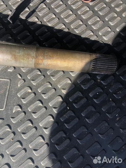 Полуось левая land cruiser 100