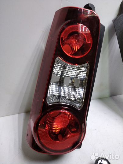Фонари задние Peugeot Partner B9 2008-2018