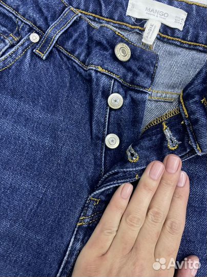 Джинсы Mango
