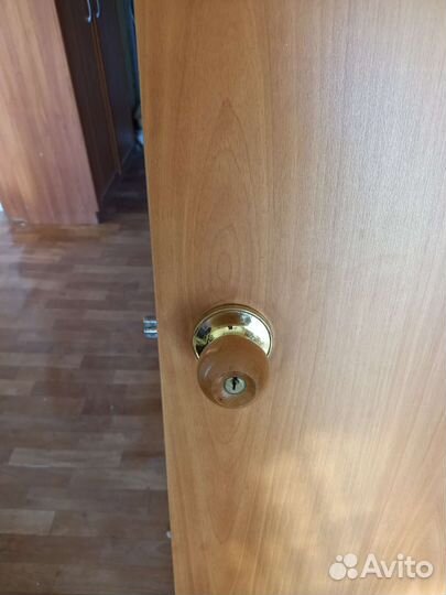 Межкомнатные двери бу 70 см