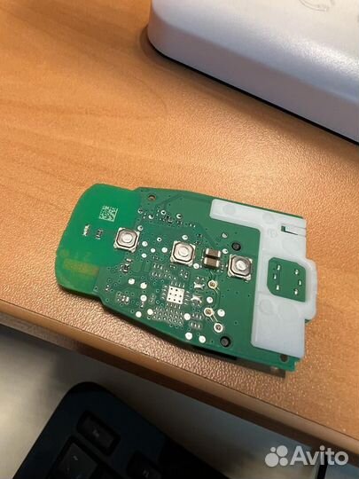 Ключ зажигания Audi Q5 8R