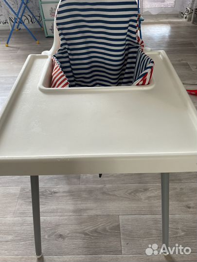 Продам стульчик для кормления Икея