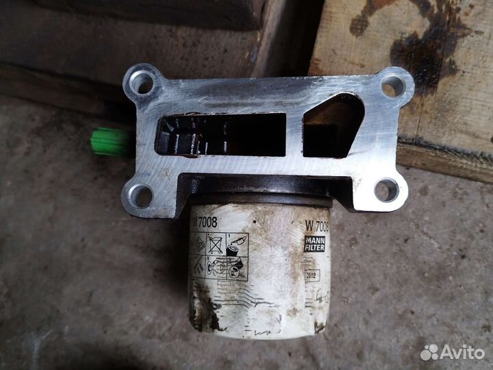 Кронштейн маслянного фильтра форд