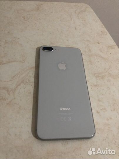 Телефон iPhone 8 plus 64