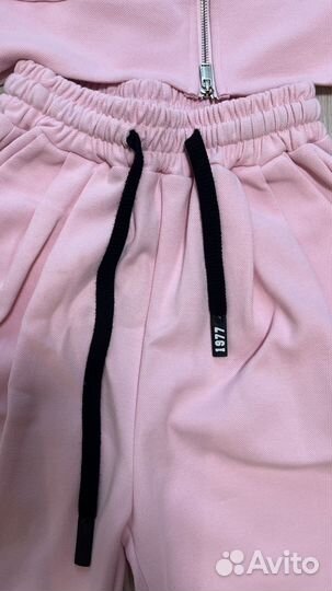 Спортивный костюм женский