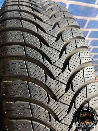 Michelin Alpin A4 215/60 R17 96H