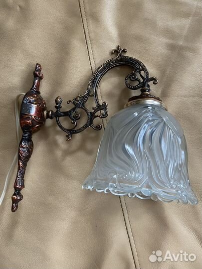 Зеркало в металлической раме СССР, светильник