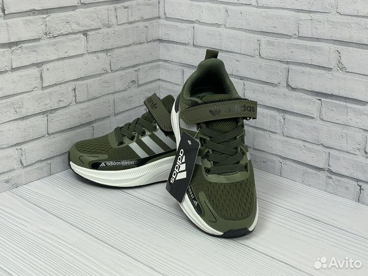 Кроссовки adidas