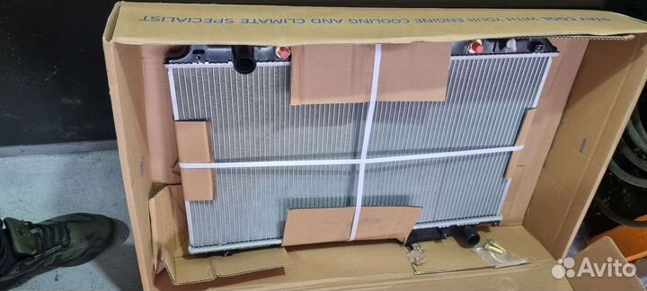 Радиатор охлаждения двигателя 3uzfe toyota