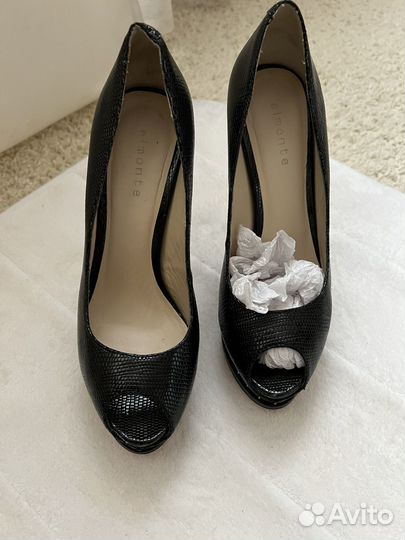 Туфли женские 36 размер на высоком каблуке