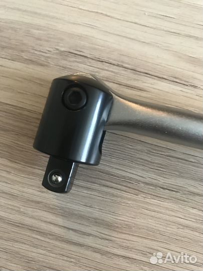 Вороток 750мм квадрат 1/2 новый