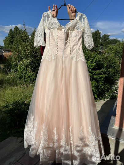 Платье свадебное