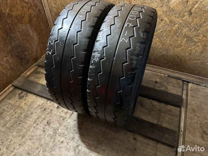 Hankook Radial RA10 225/70 R15C 112R