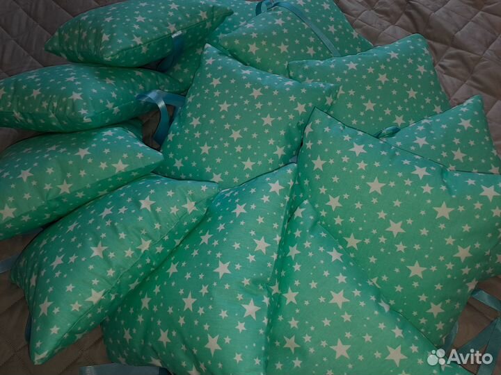 Бортики в детскую кроватку