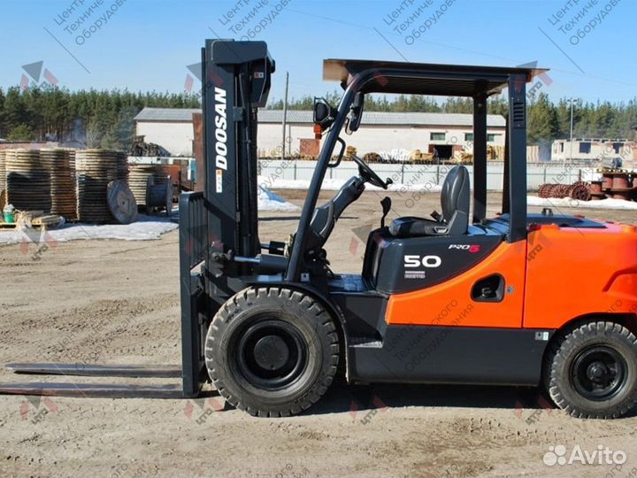 Вилочный погрузчик DOOSAN D50C-7, 2023