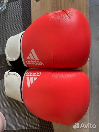 Боксерские перчатки 12 oz adidas hybrid 100