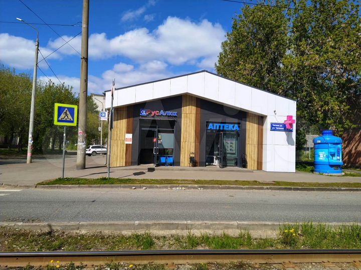 Торговая площадь с отдельным входом, 42 м²