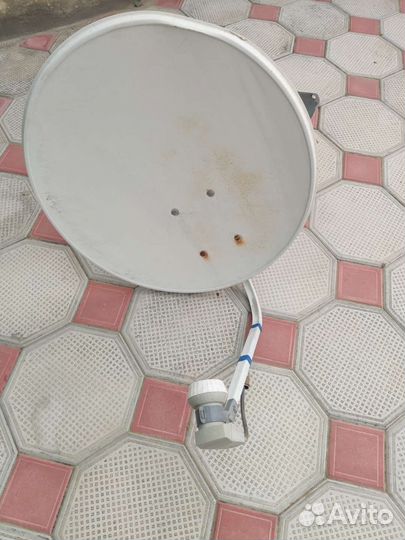 Антенна спутниковая