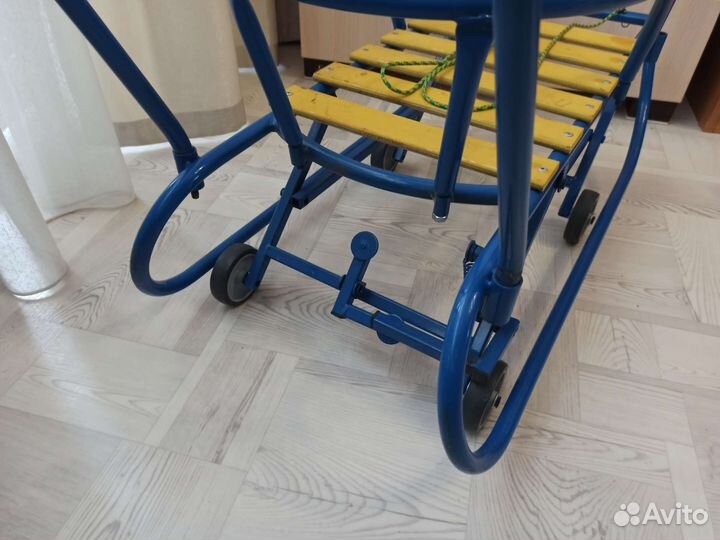 Детские санки с колесами