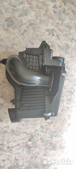 Корпус воздушного фильтра mazda 6gg