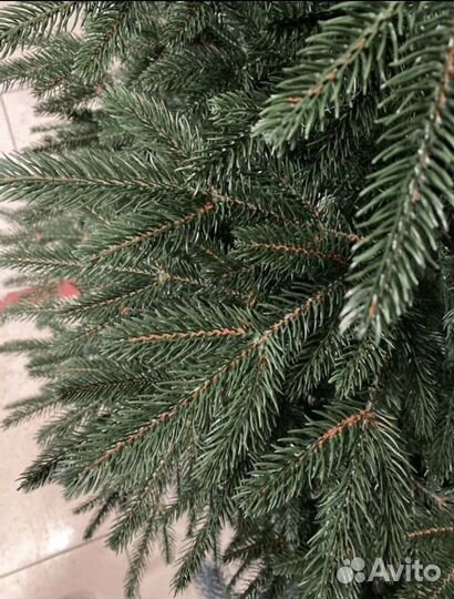 Елка искусственная