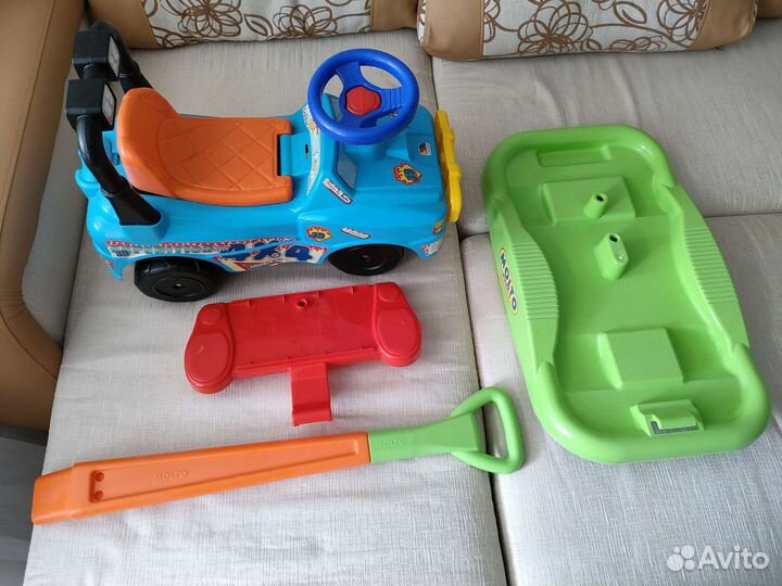 Детская машинка каталка