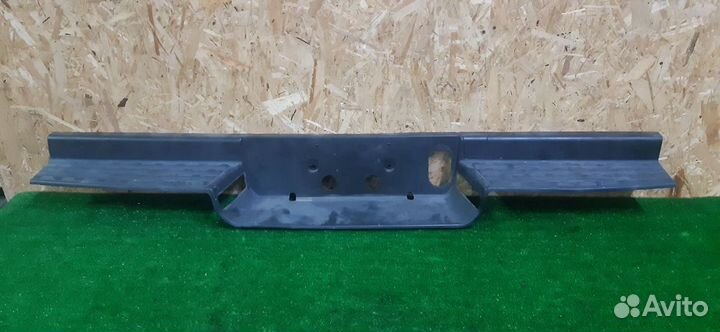 Dodge RAM 2019- накладка заднего бампера