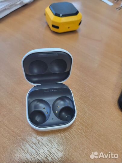 Samsung galaxy buds 2 кейс
