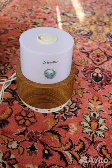 Увлажнитель воздуха Ballu UHB-550E (дуб)