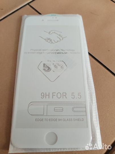 Защитные стекла на телефоны, чехлы