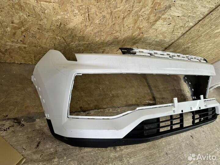 Бампер передний Москвич 3 белый