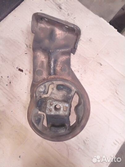 Подушка двигателя Vaz 2108