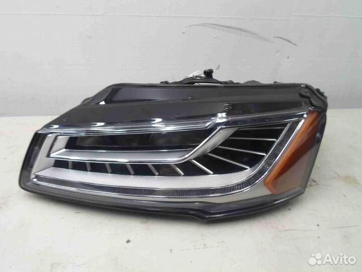 Фара левая Audi A8/S8