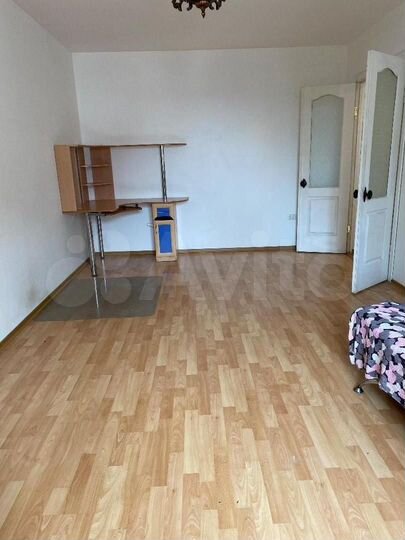 1-к. квартира, 58 м², 3/6 эт.