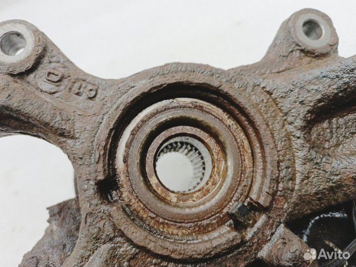 Кулак поворотный передний правый Mazda 6 GH LF17