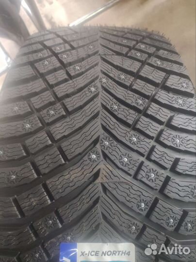 Michelin X-Ice North 4 SUV 275/45 R20 и 305/40 R20 110T