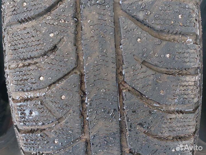 Bridgestone Ice Cruiser 7000 225/60 R17