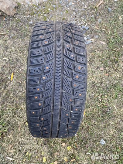 Kumho I'Zen KW22 225/40 R18