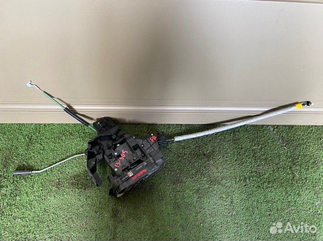 Замок двери передний правый Mercedes C-Class W205