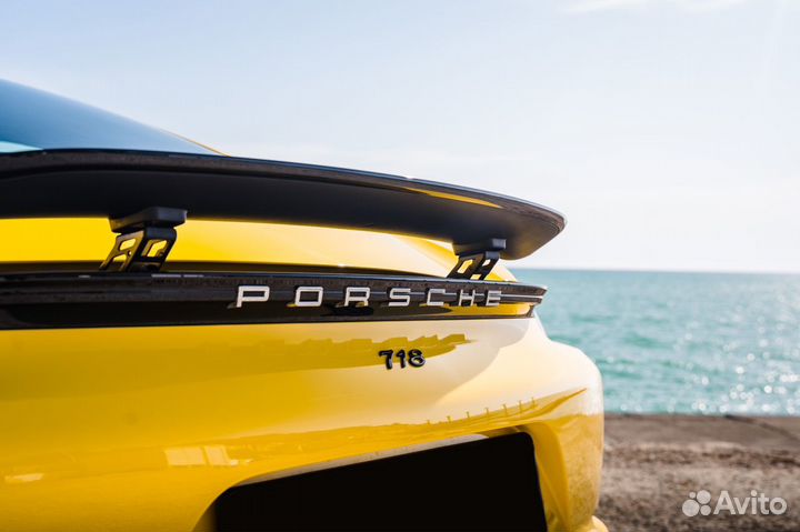 Аренда Спорткара Porsche Cayman 718