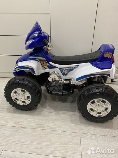Детский квадроцикл на аккумуляторе бу