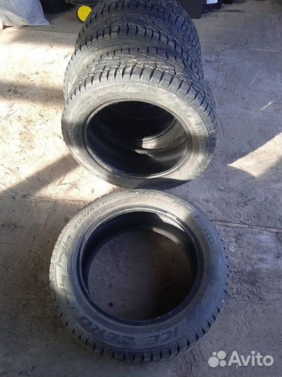 Pirelli Ice Zero 205/55 R16