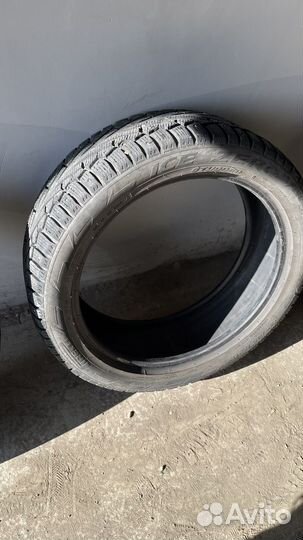 Pirelli Winter Ice Zero 245/45 R20