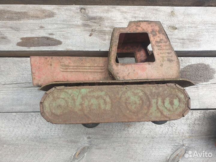 Трактор игрушка жесть СССР